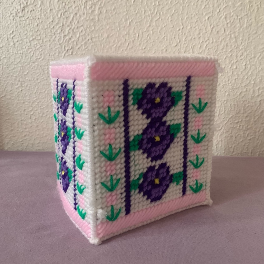 Vintage Cottagecore Floral Needlepoint Tissue Box Cover